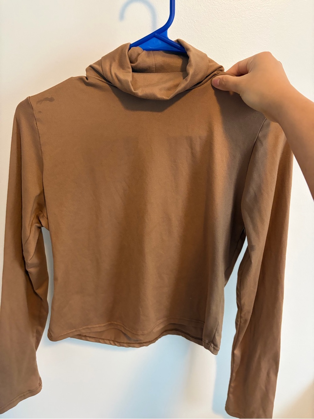 Brit and Bri Camel Tan Turtleneck Long Sleeve Top - Picture 2 of 4